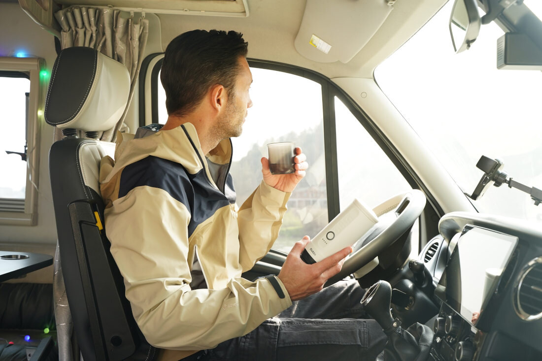 Ekspres OUTIN Nano Biały Szybkie nagrzewanie Funkcja nagrzewania zimnej wody Krótki czas oczekiwania kawa