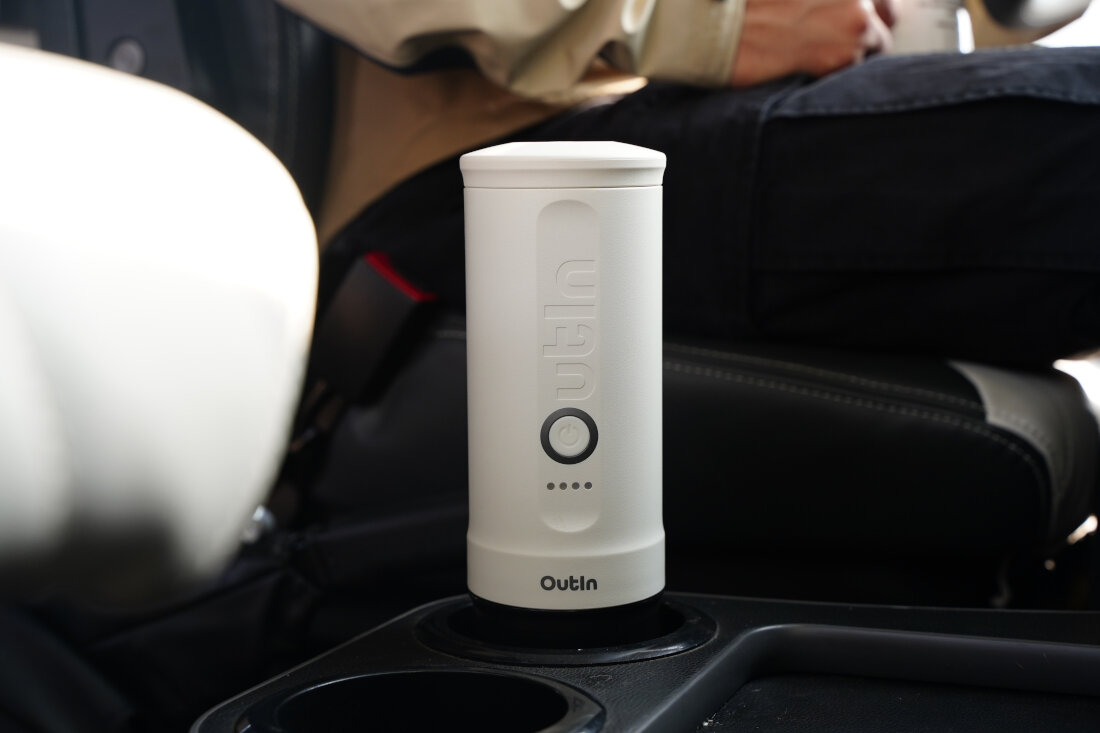 Ekspres OUTIN Nano Biały  Certyfikowana jakość  wysokie standardy Jakość potwierdza certyfikat Coffee Brewing Center nagrody Red Dot Design Award 2023 i IF Design Award 2024