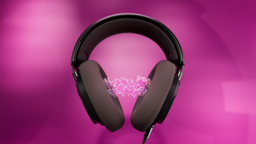 Słuchawki nauszne PHILIPS SHP9500CY/00 sygnatura brzmieniowa ciepły dźwięk, słuchawki nauszne od frontu na różowym tle