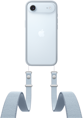 Pokazany od tyłu iPhone Air w kolorze błękitnym, w jasnoszarej ramce z przypiętym paskiem na ramię, wyeksponowane są system aparatu Fusion w górnej części urządzenia i logo Apple pośrodku