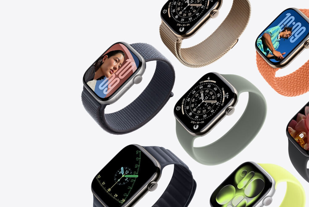 Apple Watch 11 GPS + Cellular 42mm koperta z tytanu (naturalny) + pasek sportowy rozmiar S/M (górska szarość) prezentacja zegarków w różnych wariantach na jasnym tle