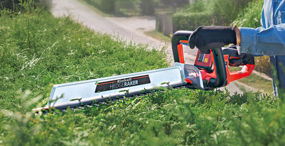 Nożyce do żywopłotu EINHELL Arcurra 18-55 Solo akumulatorowe precyzyjne przycinanie i ksztaltowanie zywoplotow krzewow roslin ozdobnych technologia akumulatorowa wygodne w uzytkowaniu niezaleznosc od zrodla zasilania