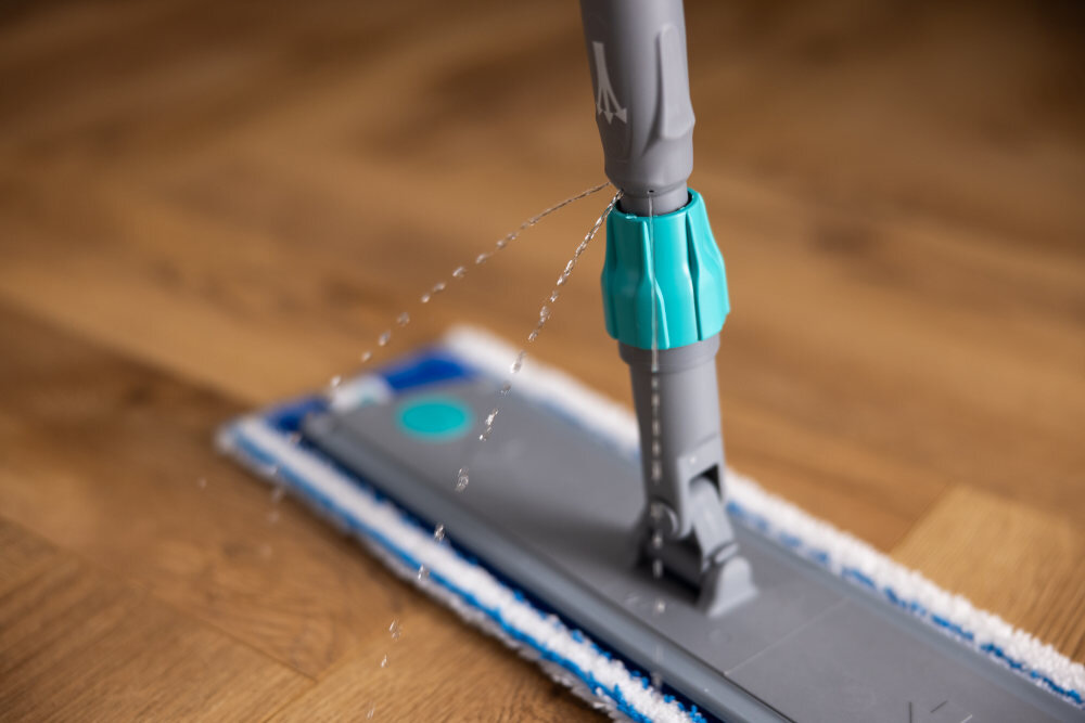 Mop płaski KARCHER TTS Ray Infinity 9.212-034.0 Swoboda ruchu w wąskich przejściach, pod meblami i w narożnikach