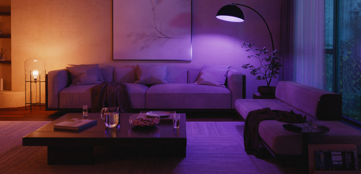 Inteligenta żarówka LED PHILIPS HUE 929003853502 8.1W E27 Bluetooth, Zigbee (2 szt.) , warunki, jednolite, dopasowanie, odcienie, pokój gościnny w barwach fioletowo pomarańczowych