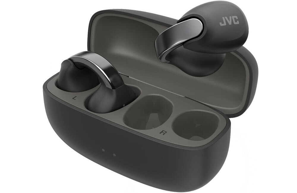 Słuchawki powietrzne JVC HA-NP1T biżuteryjny design etui ładujące, słuchawki z etui ładującym po skosie na białym tle