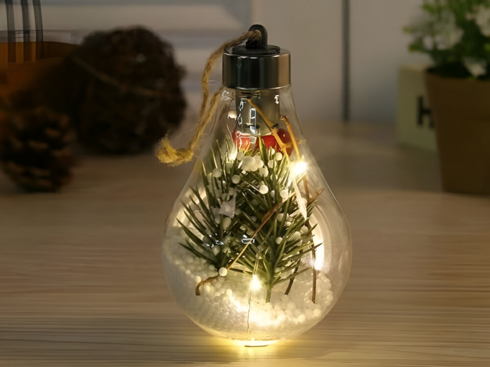 Lampka świąteczna BELINE Żarówka Model 3, dekoracja, kształt, ozdobne, rozświetlanie, lampka świąteczna stoi na blacie i świeci