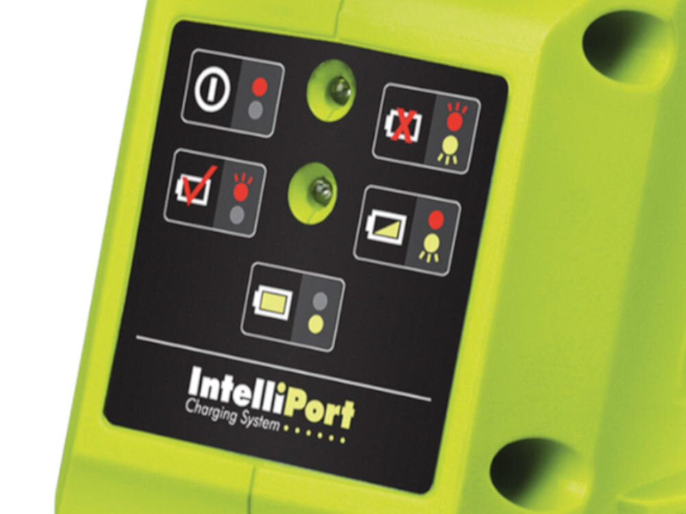 Akumulator RYOBI RC18115-120L 2.0Ah 18V + ładowarka, ONE+, 18V, 2 Ah, seria, Zbliżenie na panel ładowarki stoi pionowo na białym frontem prawo skos