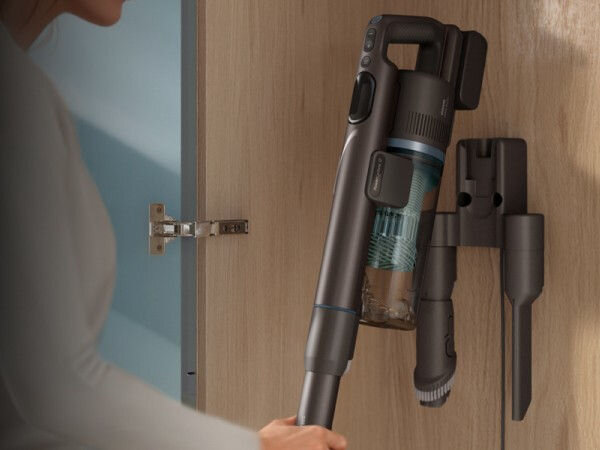 XC8157 Standard 4 4 Desktop