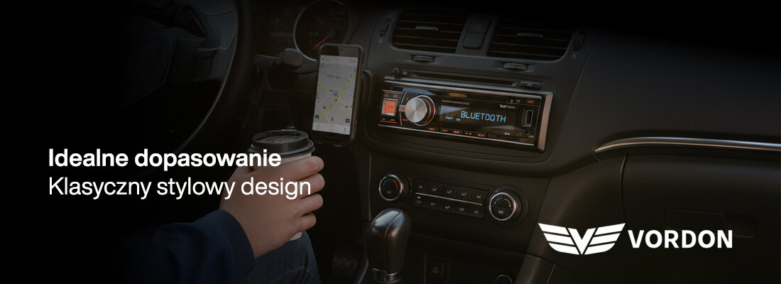 Mikrofon VORDON HT-172 radio 1-DIN panel LED czerwone podświetlenie, radio zamontowane w kokpicie samochodu