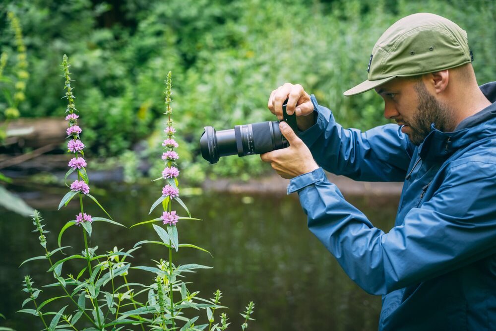 Widok konstrukcji i rozmiaru obiektywu SIGMA 20–200mm F3.5–6.3 DG Contemporary  