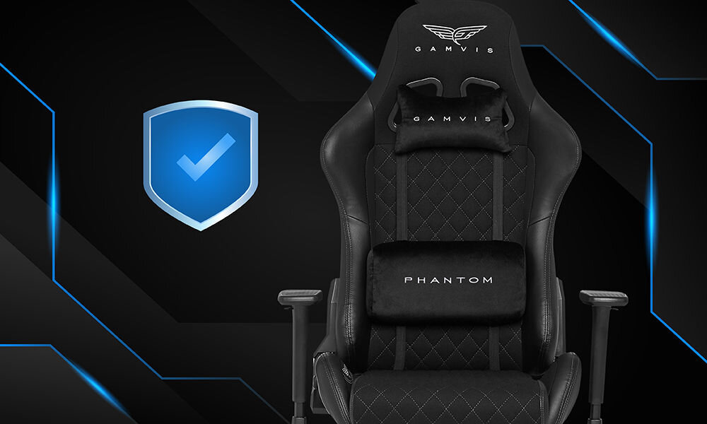 Fotel GAMVIS Phantom Large Czarny (białe elementy) prezentacja kfotela na ciemnym tle z niebieskimi paskami solidne wykonanie atrakcyjna cena produkcja na tej samej linii co Xrocker Diablo Chairs jakość trwałość