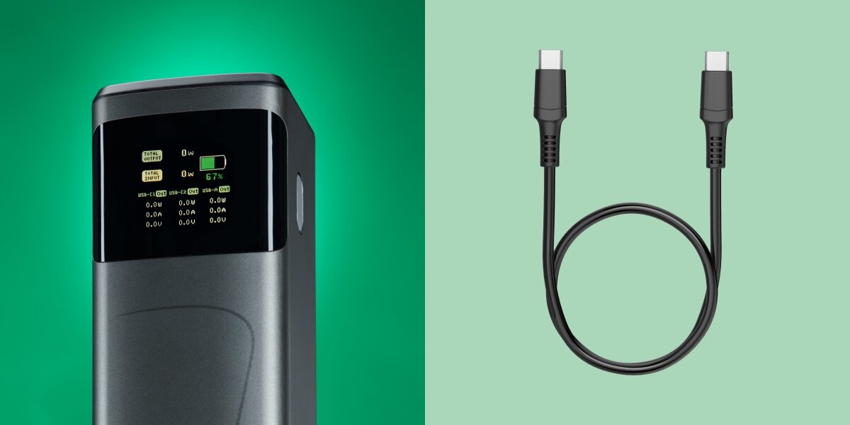 Zbliżenie na wyświetlacz powerbanku, pokazujące status (0W, 67% baterii) (z lewej). Z prawej czarny przewód USB-C do USB-C.