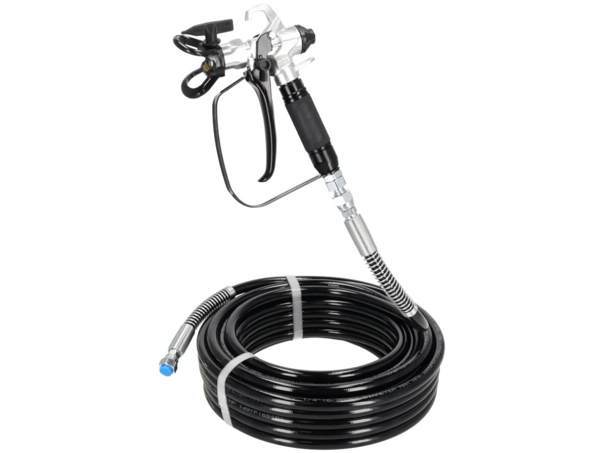 Agregat malarski DEDRA DED7424 950W 2100 ml/min, bezpowietrzne, rozpylanie, pył, zabrudzenia, na białym tle wąż z dyszą