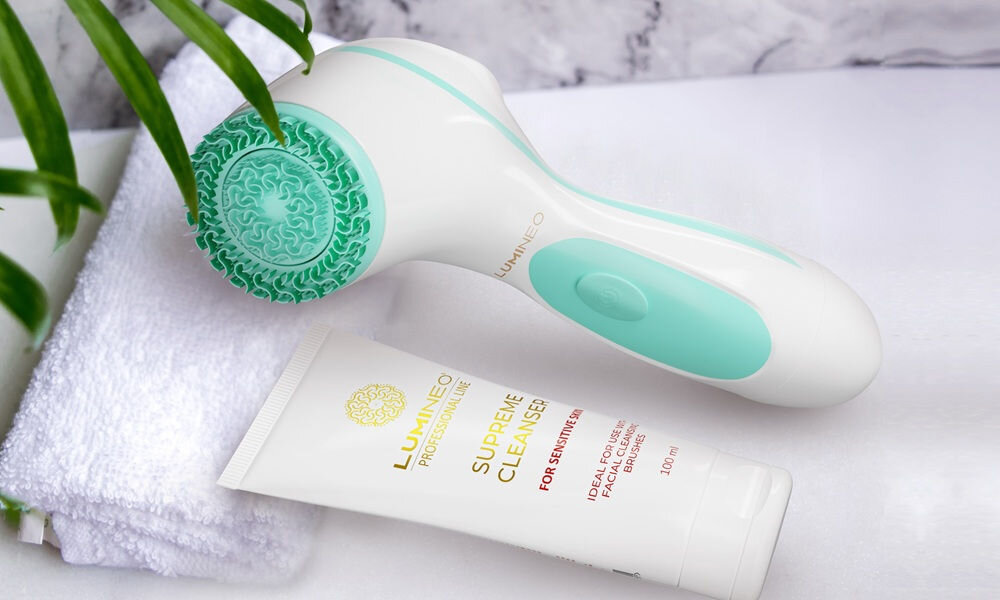 Szczoteczka do twarzy LUMINEO 868 Classic Turkusowy + Żel do skóry delikatnej i wrażliwej 100 ml skuteczna szczoteczka, wygodne rozwiązanie, skuteczny efekt, szybsza i prostsza pielęgnacja