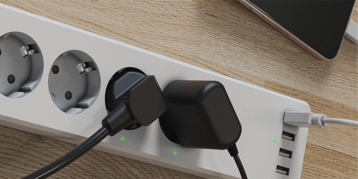 Listwa HAMA 4GN (1.7 m) Biały, listwa, WiFi, energia, inteligencja, Montaż listwy Hama Smart do gniazdka z kablem i aplikacją.