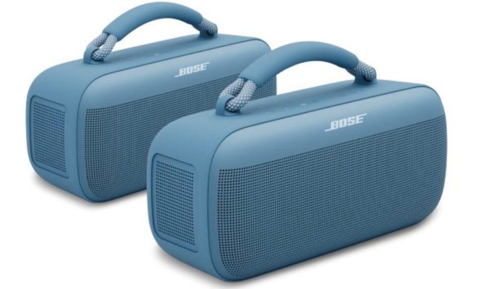 BOSE SoundLink Max dwa głośniki tryb Stereo i Party, dwa głośniki po skosie na białym tle