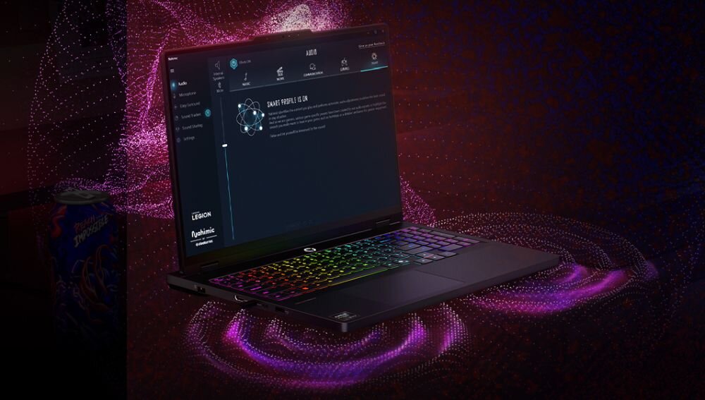 Lenovo Legion z aplikacją Smart Profile AI na ekranie i fioletową wizualizacją fal dźwiękowych Nahimic Audio - Nahimic by SteelSeries 