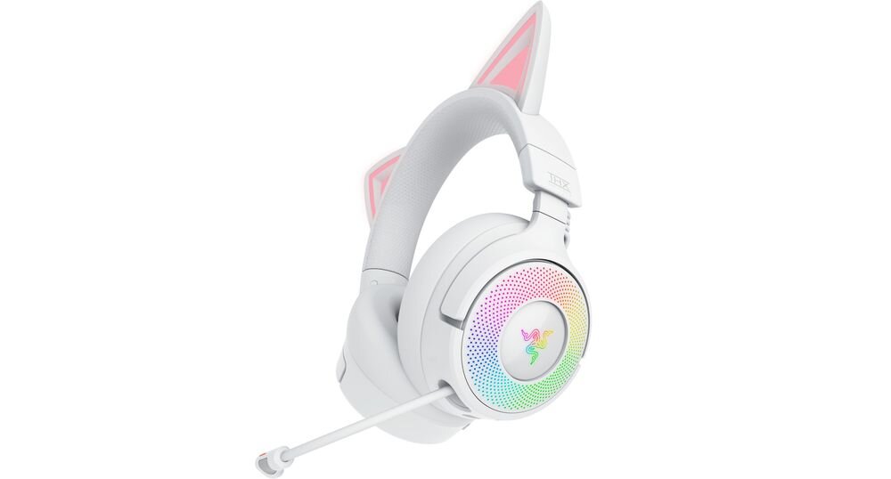RAZER Kraken Kitty V3 Pro bateria do 70 godzin, słuchawki po skosie na białym tle