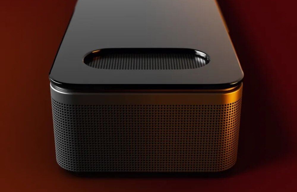 Soundbar BOSE Smart Ultra elegancki design szkło hartowane wysokiej jakości materiały, soundbar na czerwonym tle