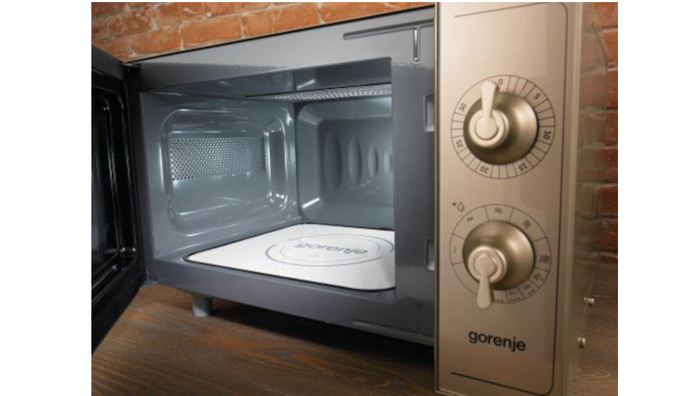 Kuchenka mikrofalowa GORENJE BM235CLI moc przyłączeniową