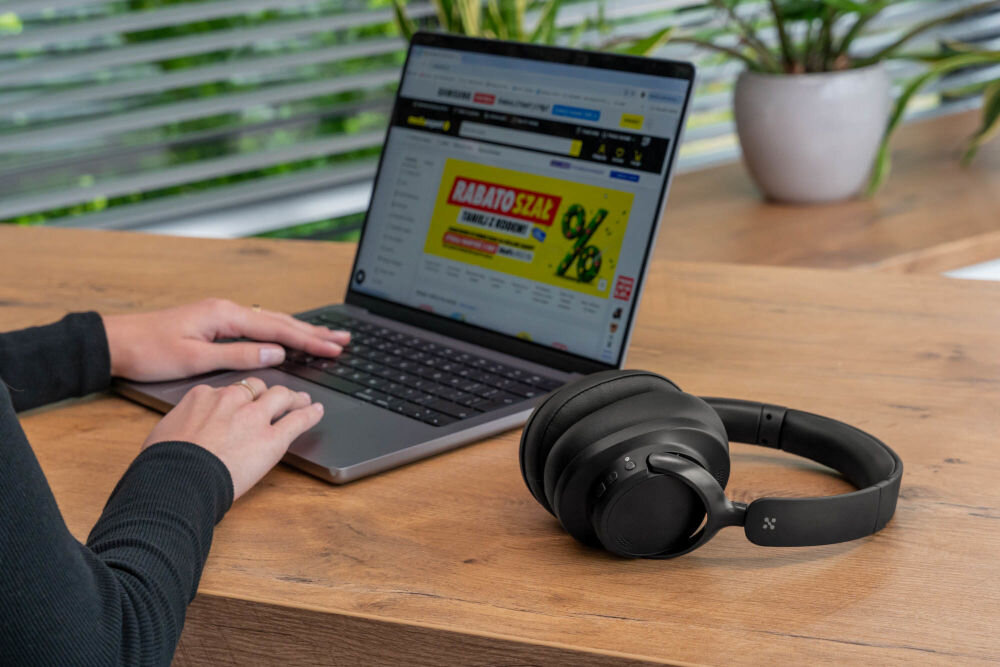 XMUSIC XWH300K pasmo 20 Hz–20 kHz, 90 dB ±3 dB, impedancja 26 Ω, klarowne brzmienie