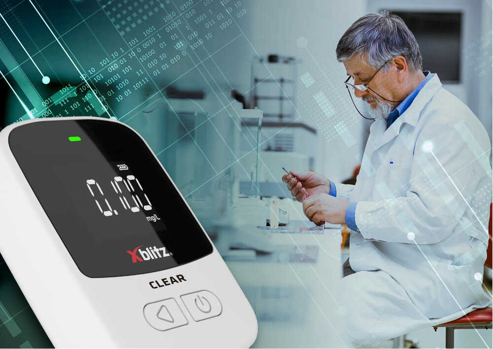 Alkomat XBLITZ Clear Prosta obsługa  krótki wydech i po kilku sekundach odczytać wynik dioda nad ekranem