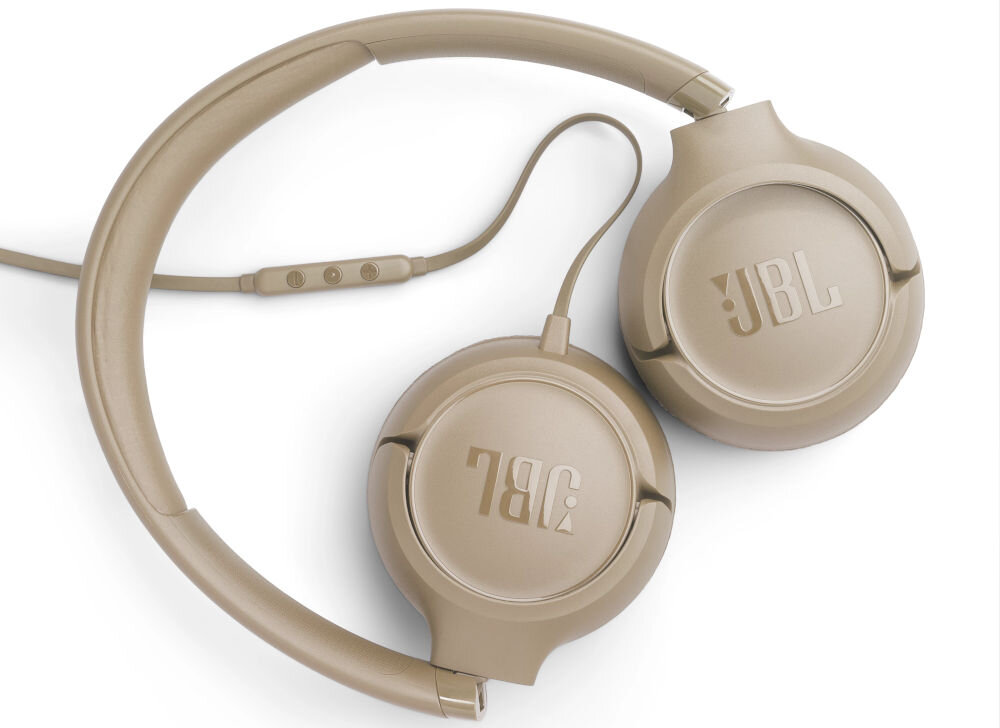 Słuchawki nauszne JBL Tune 530C USB-C kompatybilność kabel nieplączący się, słuchawki od góry na białym tle