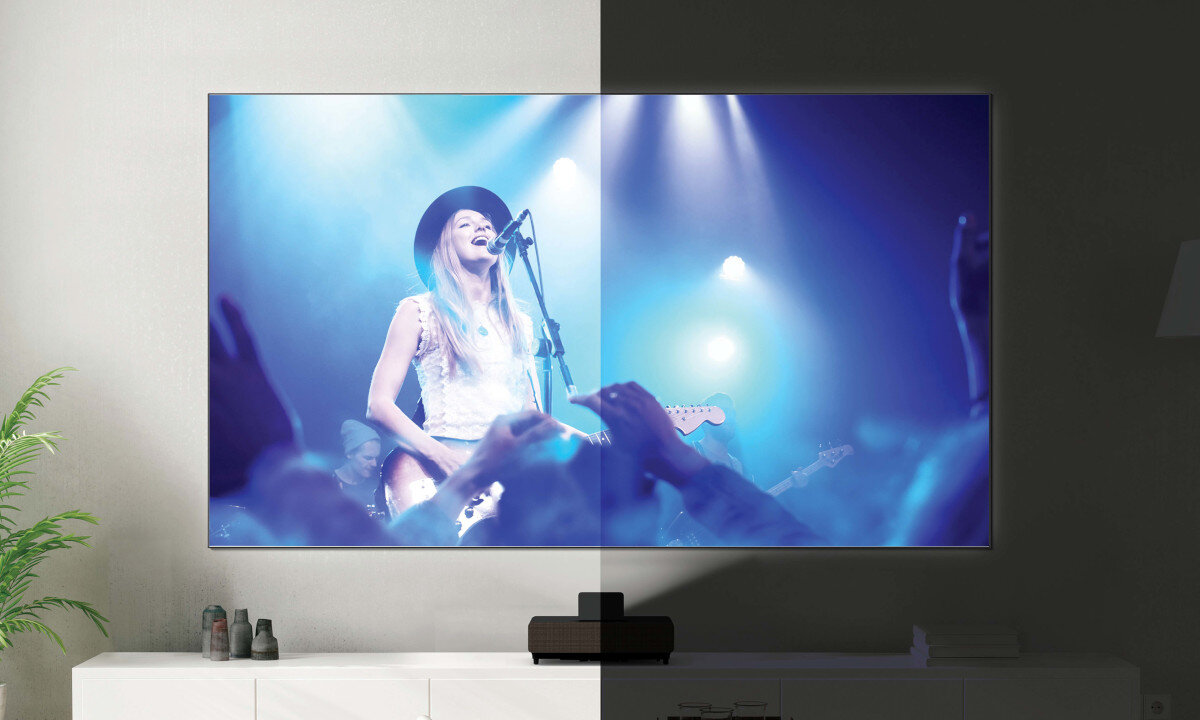 Ekran projekcyjny EPSON ELPSC36 niska przepuszczalnosc swiatla