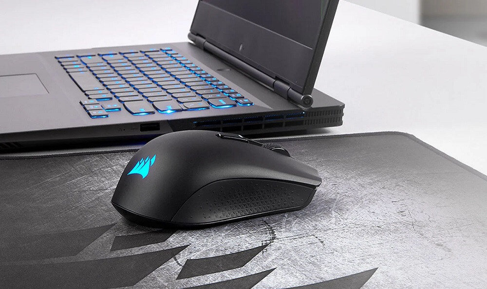 Mysz CORSAIR Harpoon RGB - wyprofilowany ksztalt