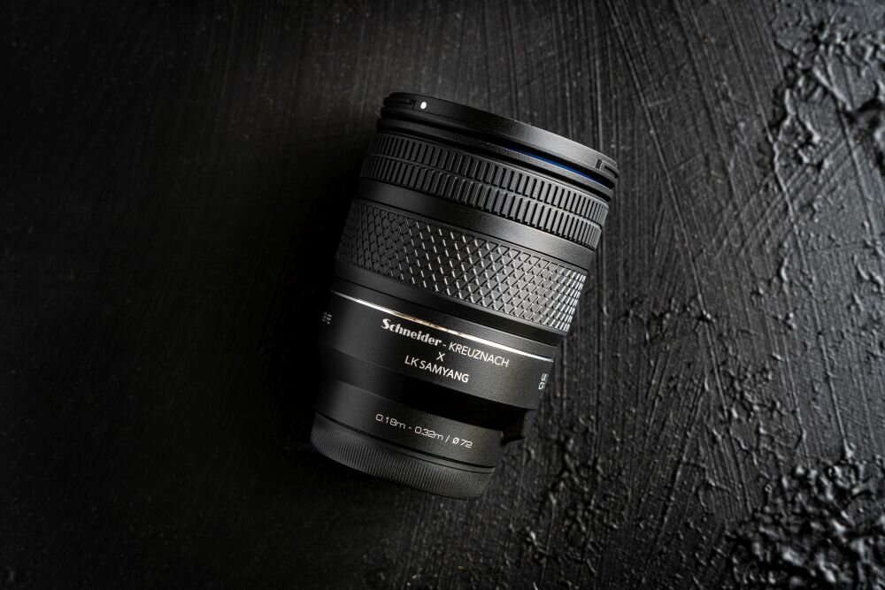 SAMYANG AF 24-60 mm f-2.8 IP5X aluminiowy tubus powłoki hydrofobowe gwint 72 mm