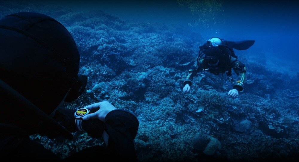 Smartwatch HUAWEI Watch Ultimate 2 koperta z płynnego metalu szkło szafirowe wytrzymałość