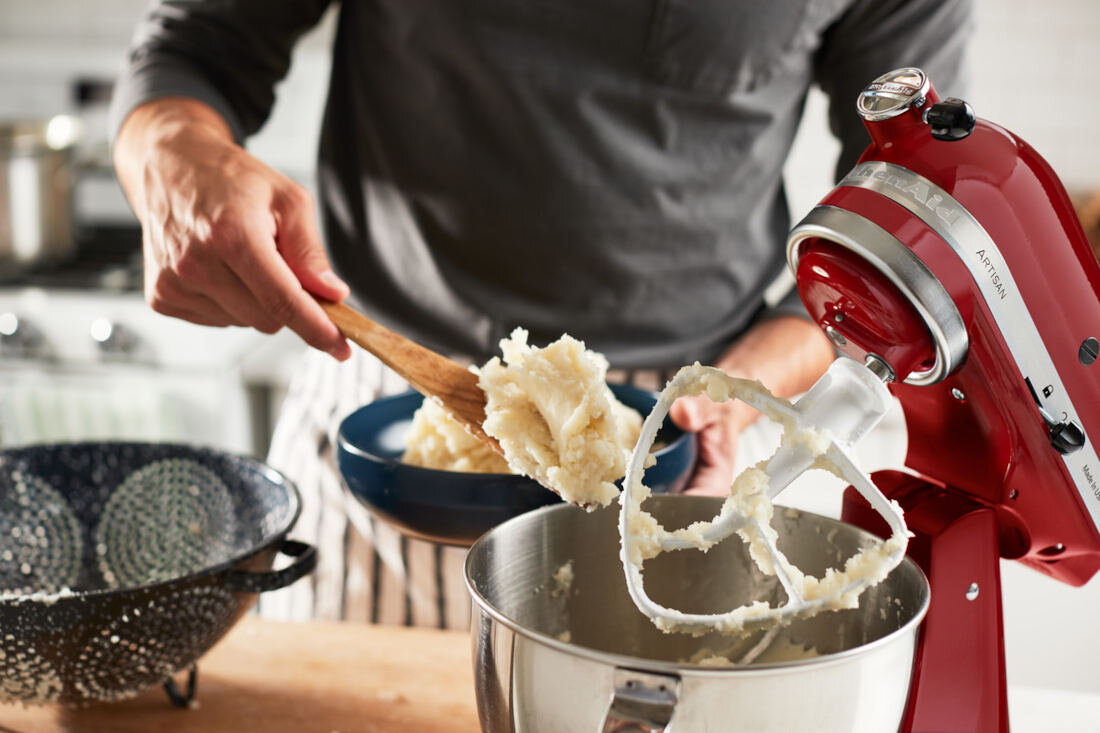 Robot kuchenny planetarny KITCHENAID 5KSM125EER 300W miesadlo plaskie do rozmaitych mas o gestej konsystencji mozliwosc mycia w zmywarce