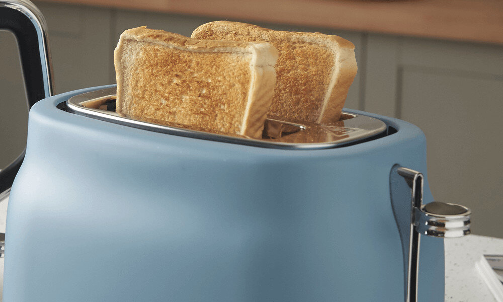 Toster RUSSELL HOBBS Hanley 28651-56 Niebieski Wysokie podnoszenie tostów Funkcja wysokiego podnoszenia szybko, wygodnie i bez stresu