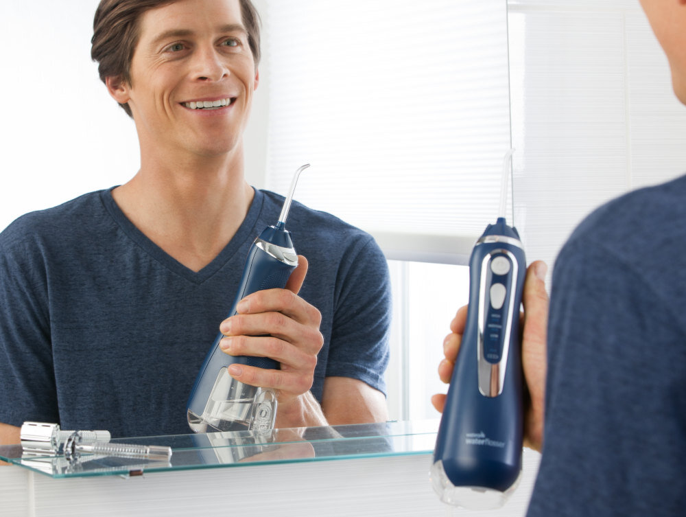 Irygator bezprzewodowy WATERPIK WP-583 Cordless Advanced 2.0 Granatowy + 4 końcówki wygląd design prezentacja wizualizacja Zdrowa i wygodna higiena