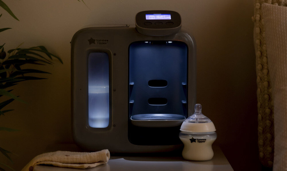 Ekspres do mleka TOMMEE TIPPEE Perfect Prep Day & Night Pomoc przy nocnym karmieniu Ciche działanie subtelne podświetlenie możliwość regulacji głośności