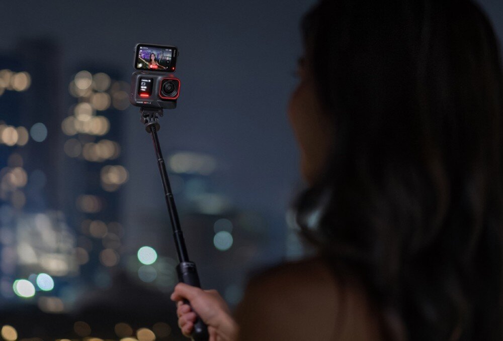 Kamera sportowa INSTA360 ACE PRO 2 Z PODWÓJNA BATERIĄ, Podwójne wsparcie AI, filmy 8K 30FPS, Wi-Fi, Bluetooth obsługa ekran przekątna gesty komendy głosowe