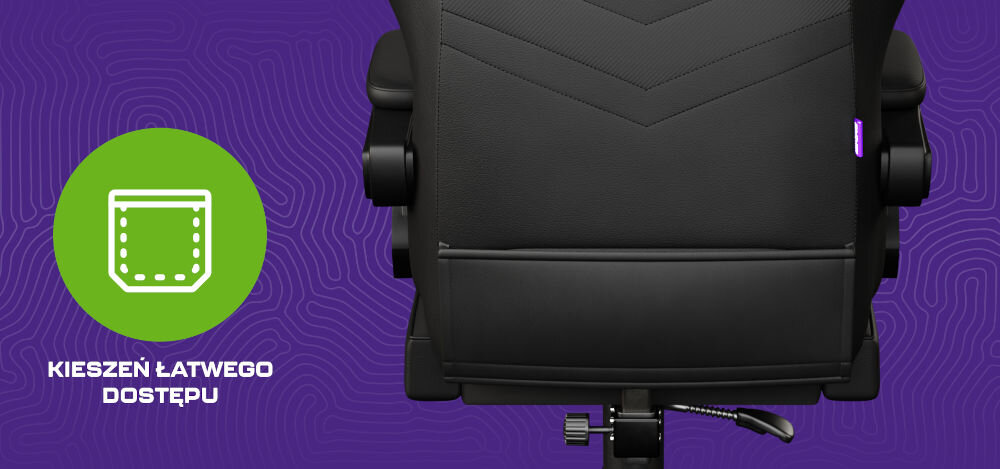 Fotel FURY Shinai S4 Czarny zbliżenie na tylną kieszeń w oparciu na fioletowym tle z geometrycznymi kształtami napis kieszeń łatwego dostępu kieszeń praktyczny schowek na potrzebne akcesoria w zasięgu ręki utrzymanie porządku