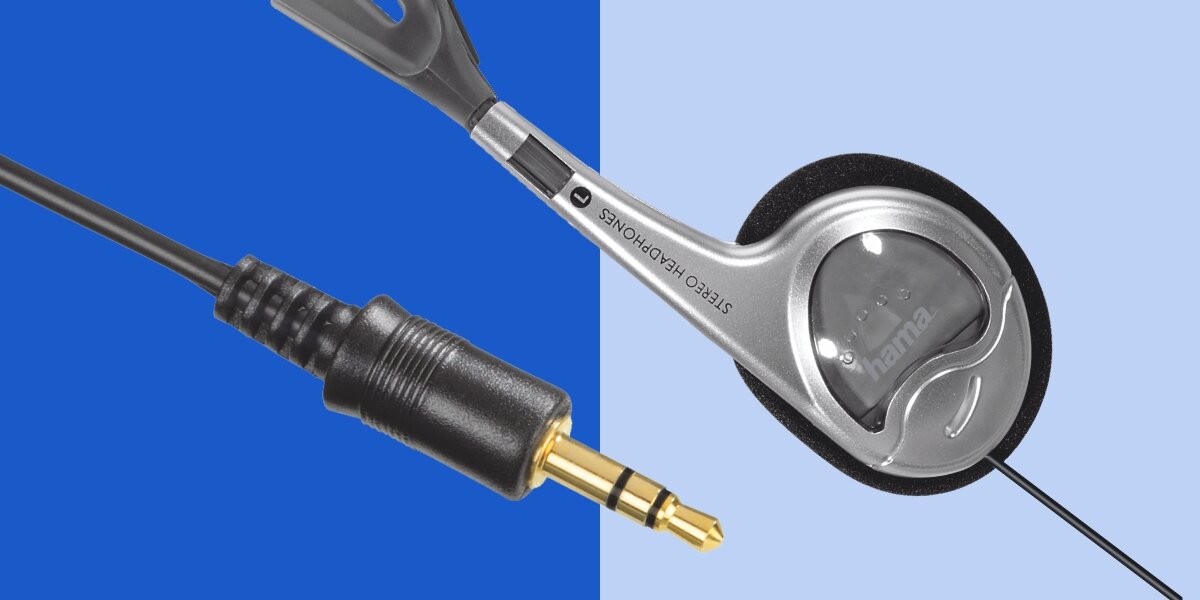 Słuchawki nauszne HAMA HK-229 Srebrny Szczegółowe ujęcie pozłacanego wtyku jack 3,5 mm słuchawek Hama oraz boczny profil nausznika z logo marki.