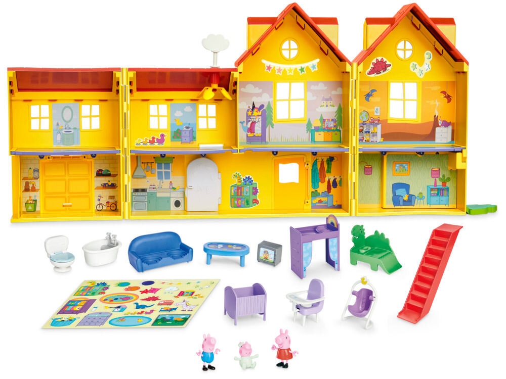 Zestaw figurek HASBRO Świnka Peppa Duży dom rodzinny Peppy G05085L0 Zdjęcie produktowe prezentujące pełną zawartość zestawu Hasbro Peppa Pig. Na górze widać duży, rozłożony, czteroczęściowy żółty domek. Poniżej rozłożone wszystkie akcesoria: wanna, toaleta, kanapa, stolik, telewizor, 3 łóżka, krzesełko, huśtawka, schody, arkusz naklejek oraz figurki Peppy, George'a i małej świnki.