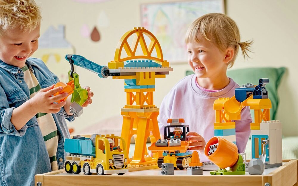 LEGO 10476 DUPLO Plac budowy z pojazdami 3 w 1  elementy opis konstrukcji wiek
 