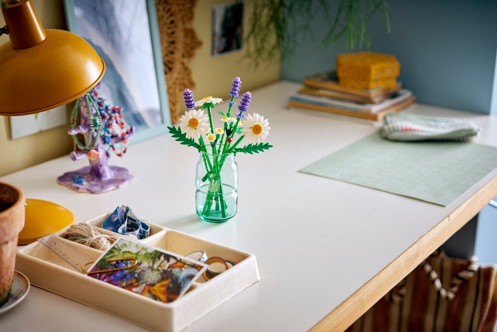 LEGO 11508 ICONS Stokrotki    kv lifestyle początek opisu sekcja nagłówkowa