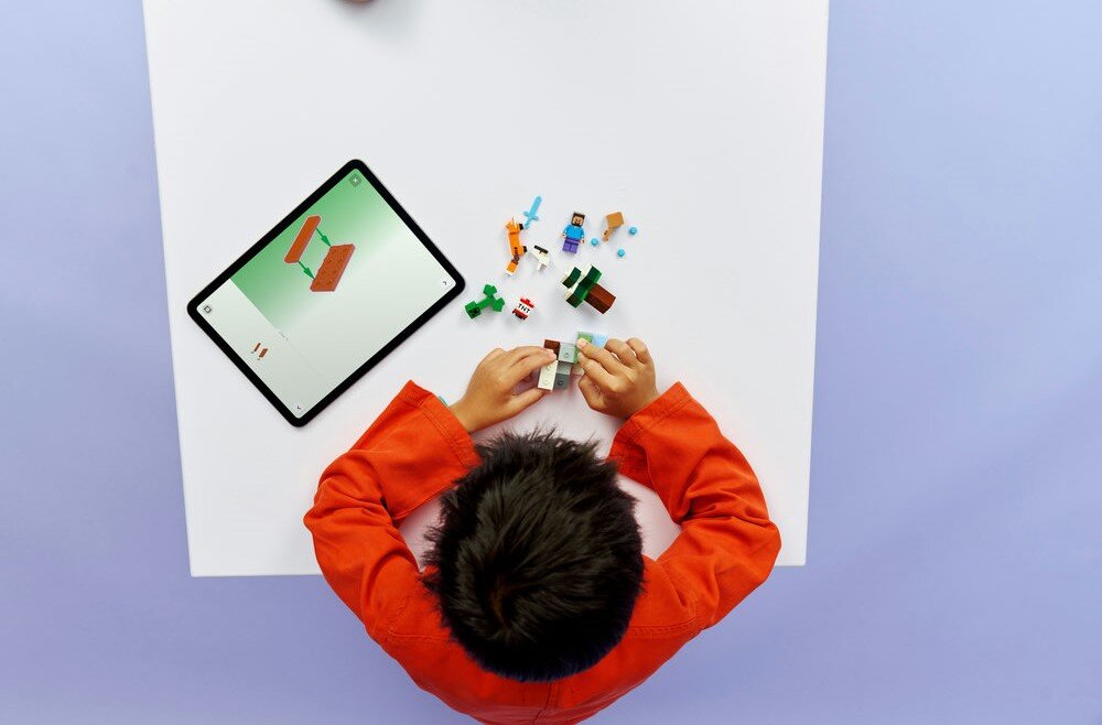 LEGO 21583 Minecraft Przygoda Steve A w Tajdze zdolności manualne rozwój dziecka koordynacja umiejętności wyobraźnia 
 