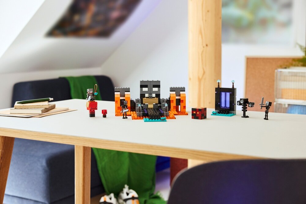 LEGO 21590 Minecraft Walka z Witherem   kv lifestyle początek opisu sekcja nagłówkowa