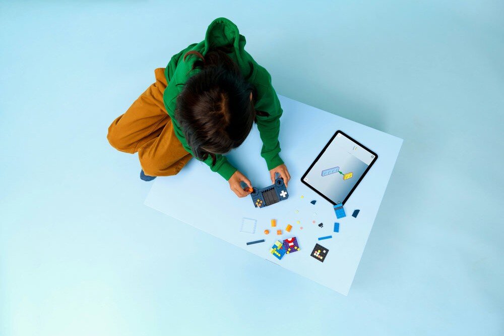 LEGO 31380 Creator Konsola do gry retro  zdolności manualne rozwój dziecka koordynacja umiejętności wyobraźnia 
 