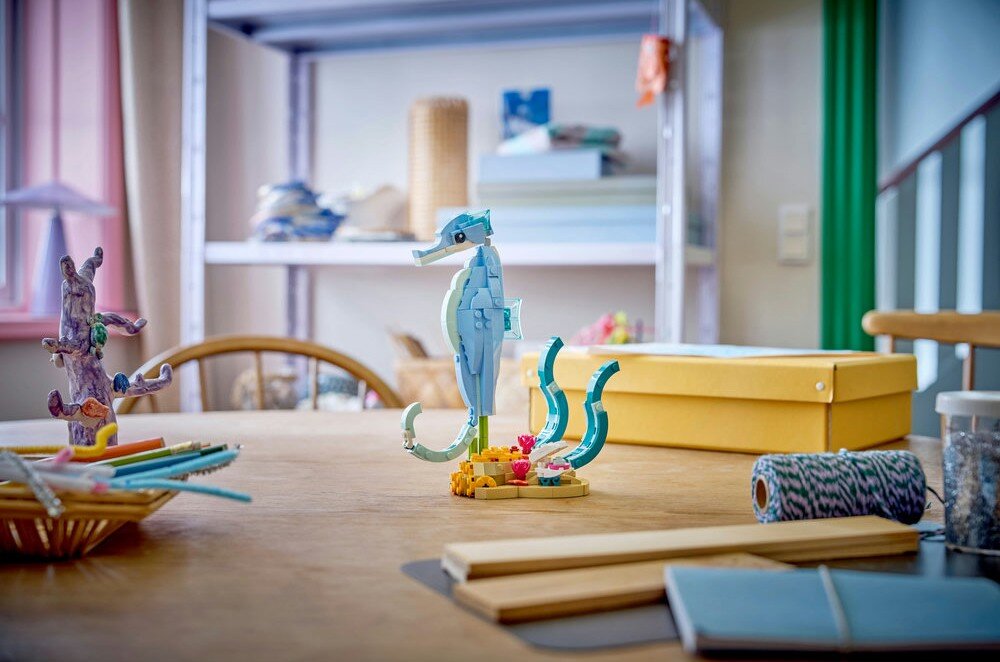 LEGO 31385 Creator Zwierzęta morskie: piękny delfin prezent 25 cm wysokości, 20 cm długości i 7 cm szerokości