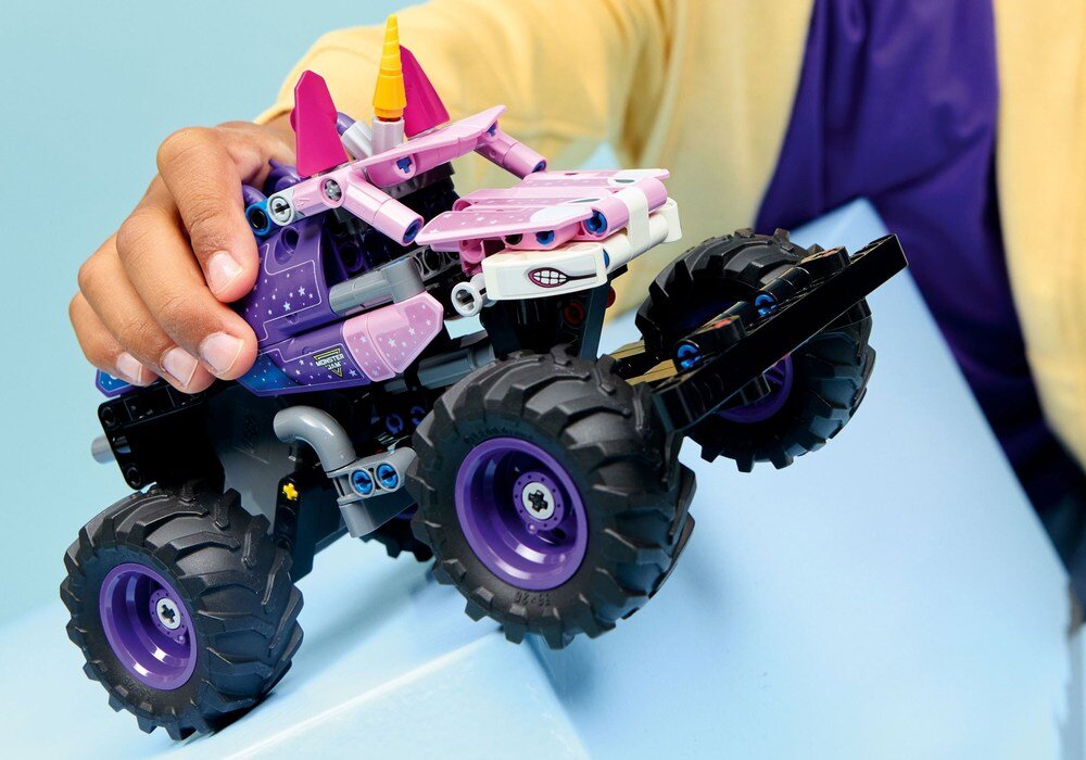 LEGO 42220 Technic Monster Jam Sparkle Smash z napędem typu pull-back elementy opis konstrukcji wiek
  