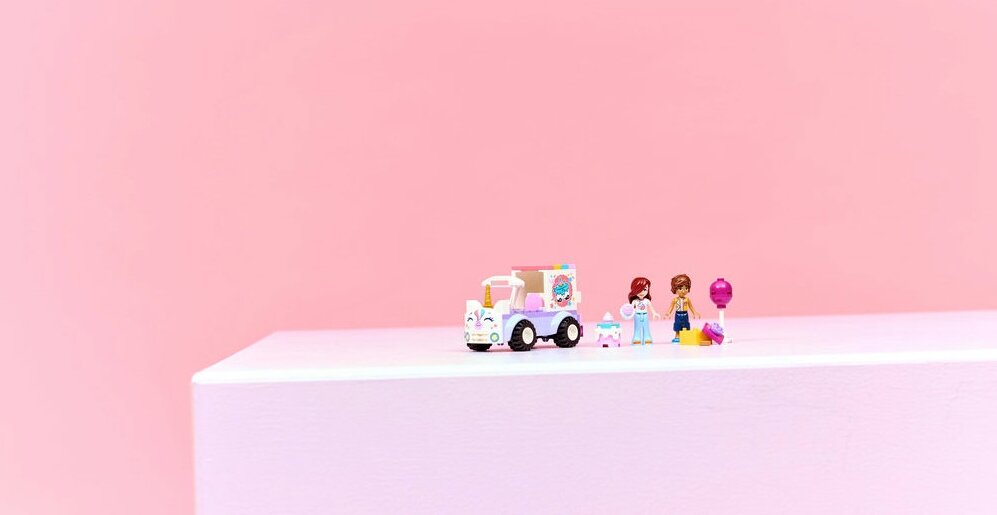 LEGO 42675 Friends Jednorożcowa dostawa tortu    kv lifestyle początek opisu sekcja nagłówkowa