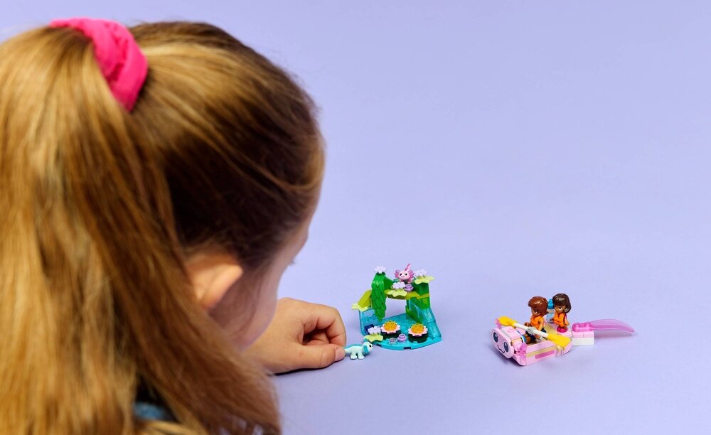 LEGO 42681 Friends Przygoda na aksolotlowej łodzi  łódka ogon rośliny, kwiaty naturalne środowisko dla aksolotli 