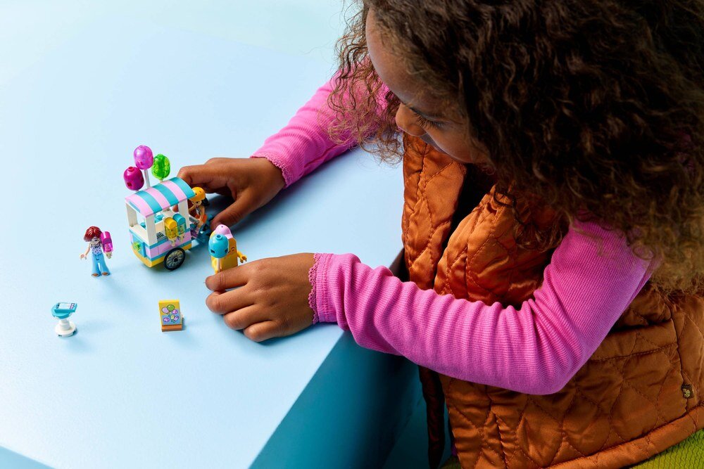 LEGO 42692 Friends Stoisko z lodami i balonami elementy opis konstrukcji wiek
 