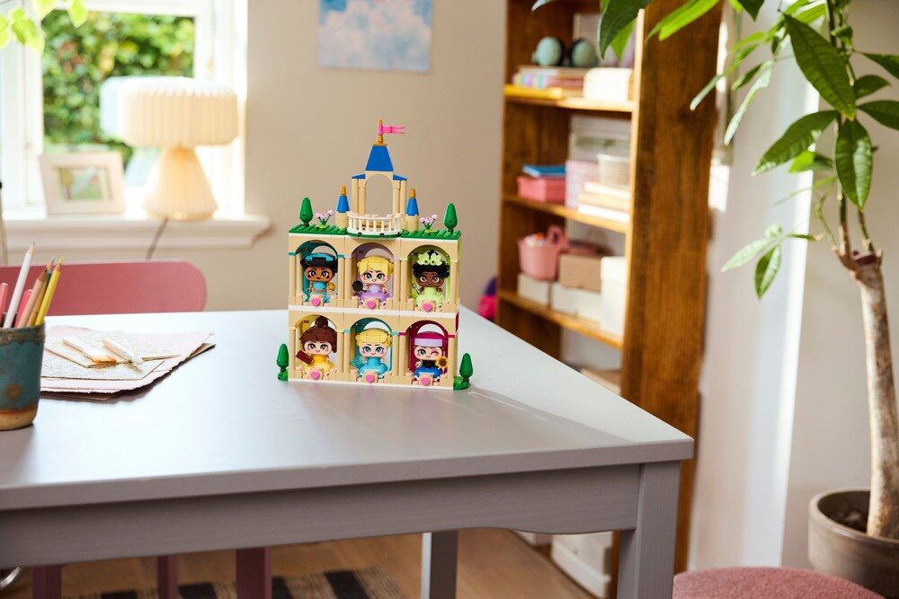 LEGO 43303 Disney Princess Mała Dżasmina i Roszpunka    kv lifestyle początek opisu sekcja nagłówkowa